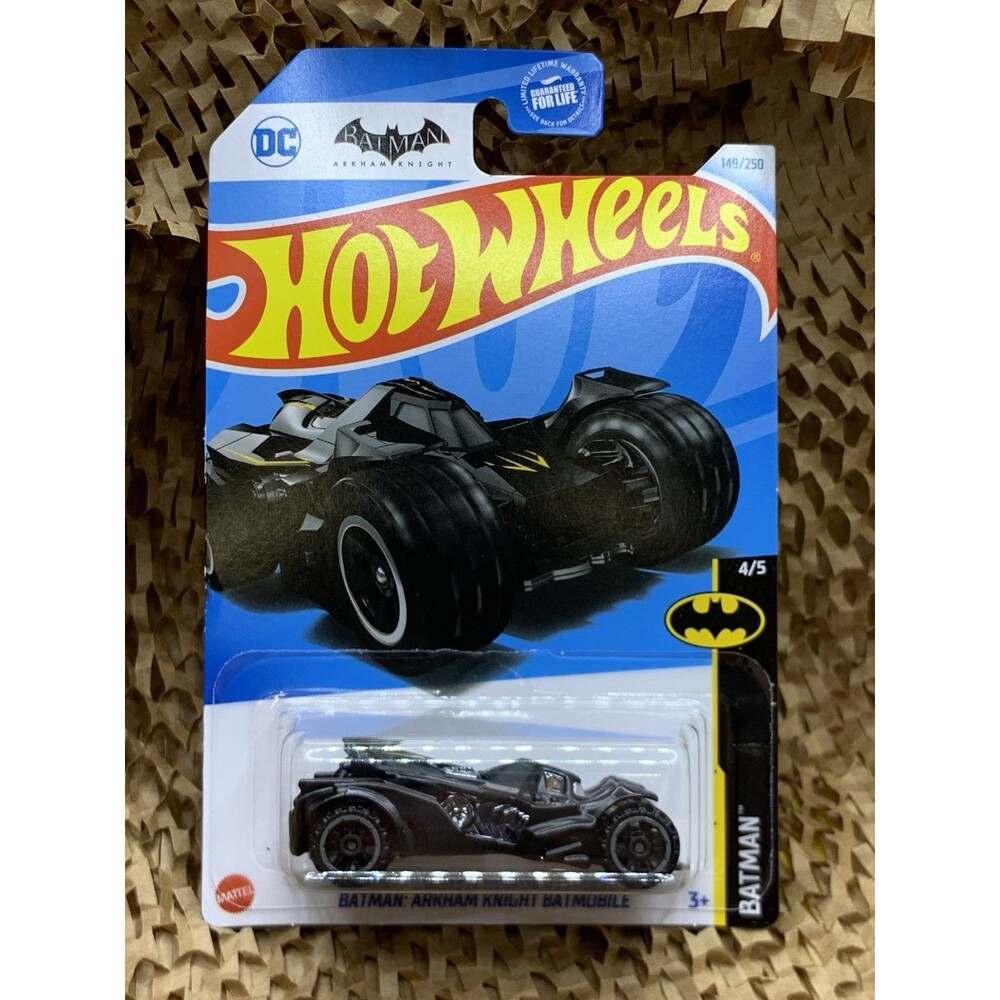 Mattel Hot Wheels Batman Arkham Knight Batmobile Batman 4/5 Black 149/250 DC New